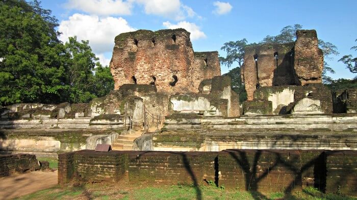 the ancient city of polonnaruwa sri lanka