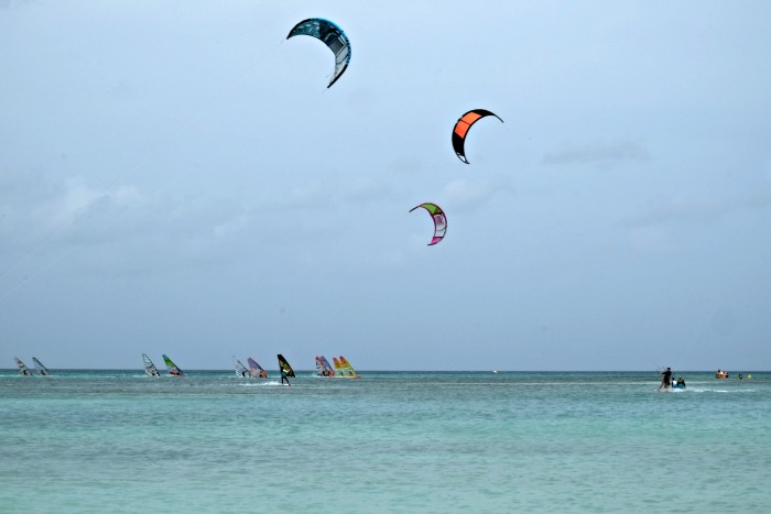actieve dingen om te doen op Aruba windsurfen