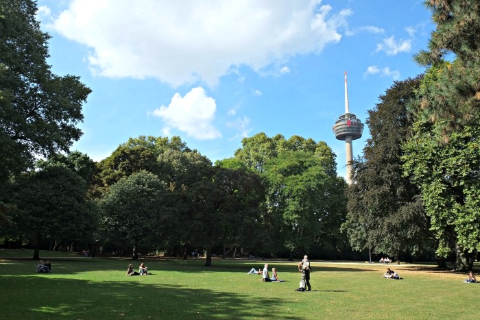places to visit in cologne Stadtgarten