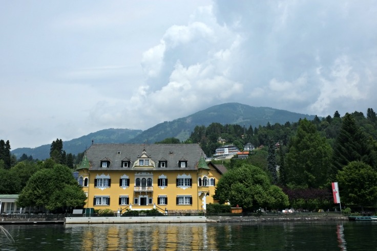 Where to stay in Austria? 7 Austria accommodation reviews 9
