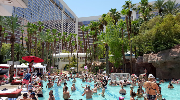 Vegas pool party
