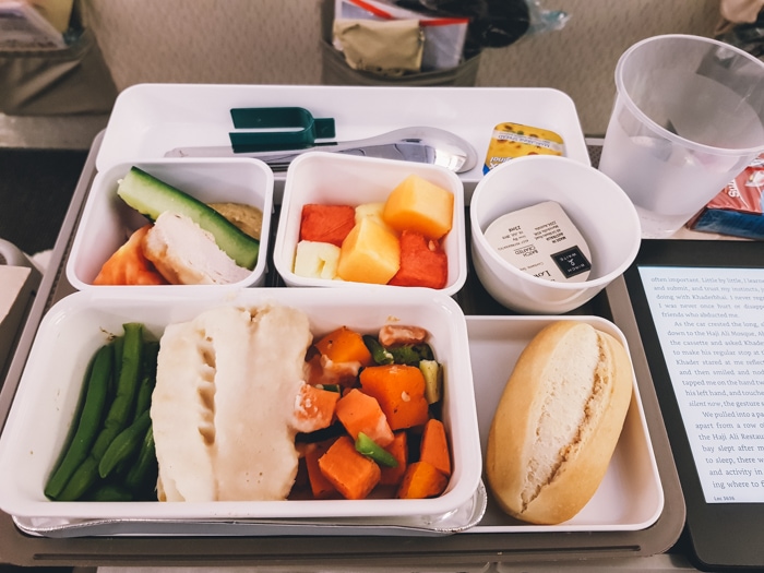 cathay pacific economy class food