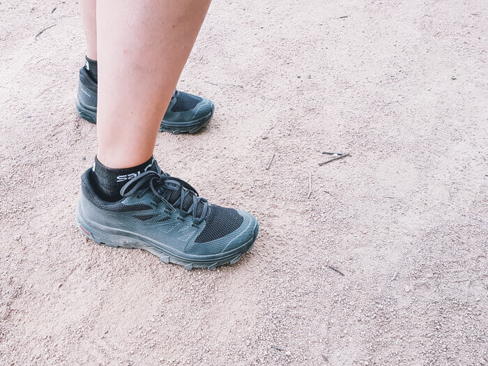 salomon womens hiking shoes