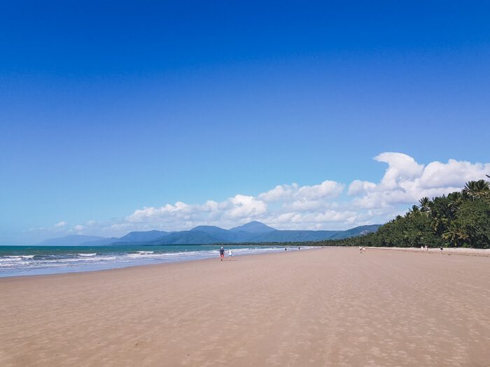 things to do port douglas for free