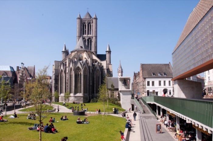 Ghent Travel Guide: History, Attractions, Transportation & Markets