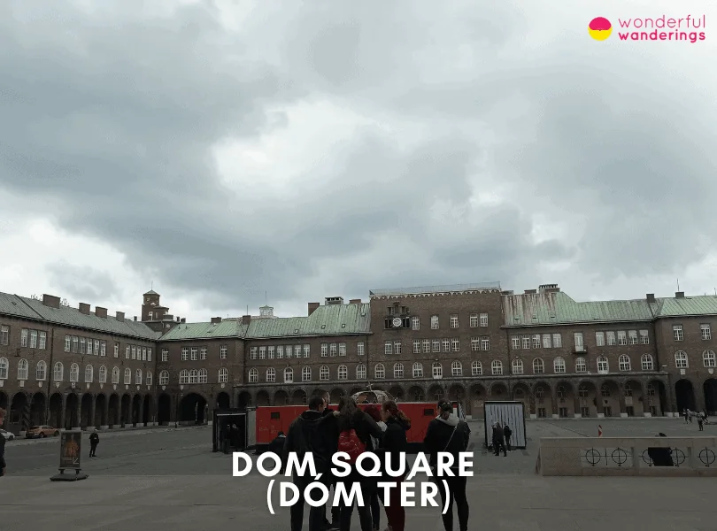Dom Square (Dóm Tér)