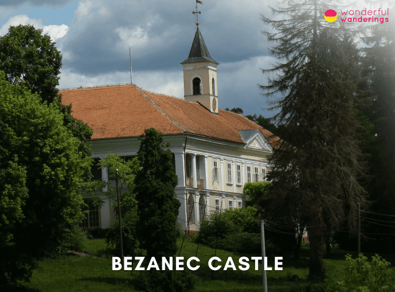 Bezanec Castle